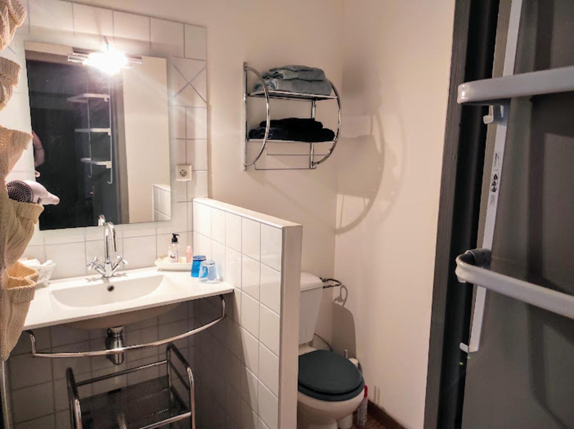 Chambres d'hôtes Saint-Exupéry Entraigues-sur-la-Sorgue Extérieur photo